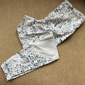 Athleta Salutation sandstone with Mesh Leggings